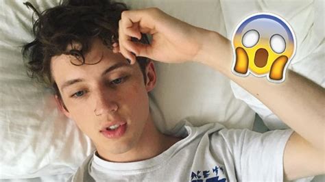 troy sivan naked|Troye “Twink” Sivan Nude Penis Pics Leak!